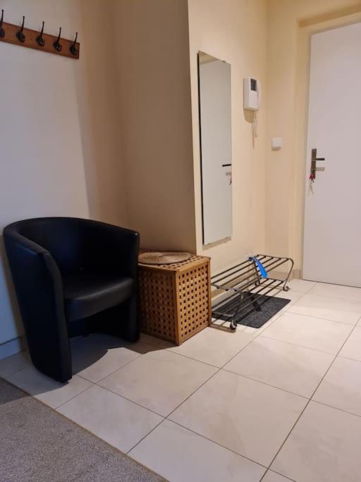 Comfortable Apartment! Praag Buitenkant foto